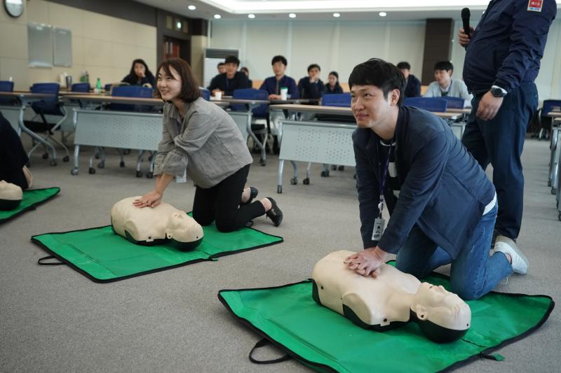 심폐소생술 교육 목록이미지